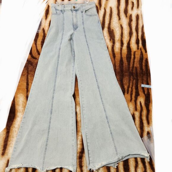 Show Me Your Mumu Jeans Size 27 Light Blue Color Wide Leg Stretch - Picture 1 of 16